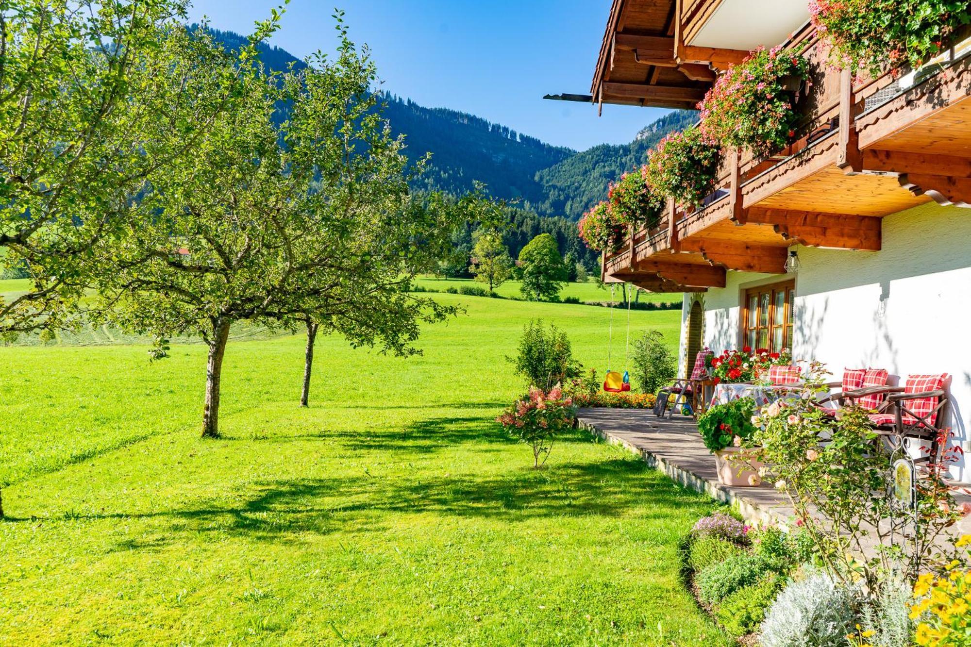 Ferienwohnungen Hollweger Inkl. Chiemgaukarte Ruhpolding Luaran gambar